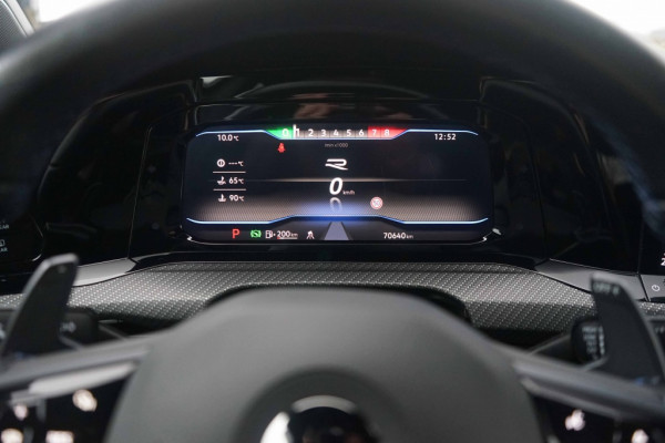 Volkswagen Golf 8R R 4Motion 320PK