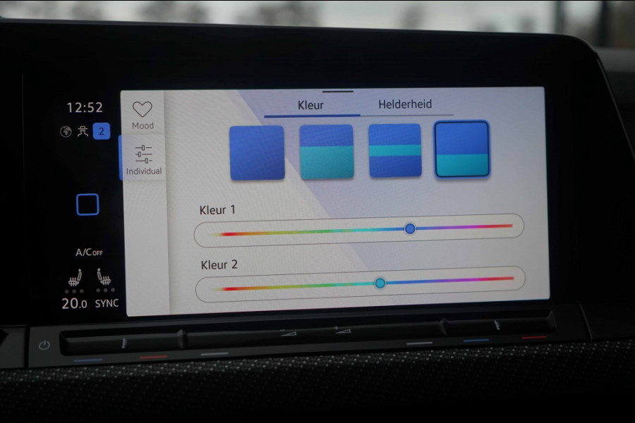 Volkswagen Golf 8R R 4Motion 320PK