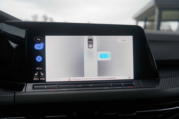 Volkswagen Golf 8R R 4Motion 320PK