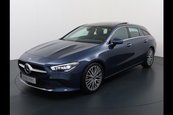 Mercedes-Benz CLA-Klasse 180 Shooting Brake Luxury // Panoramadak // Distronic // Memory // MultiBeam LED // Camera // Sfeerverlichting // Keyless