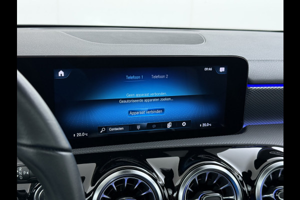 Mercedes-Benz CLA-Klasse 180 Shooting Brake Luxury // Panoramadak // Distronic // Memory // MultiBeam LED // Camera // Sfeerverlichting // Keyless