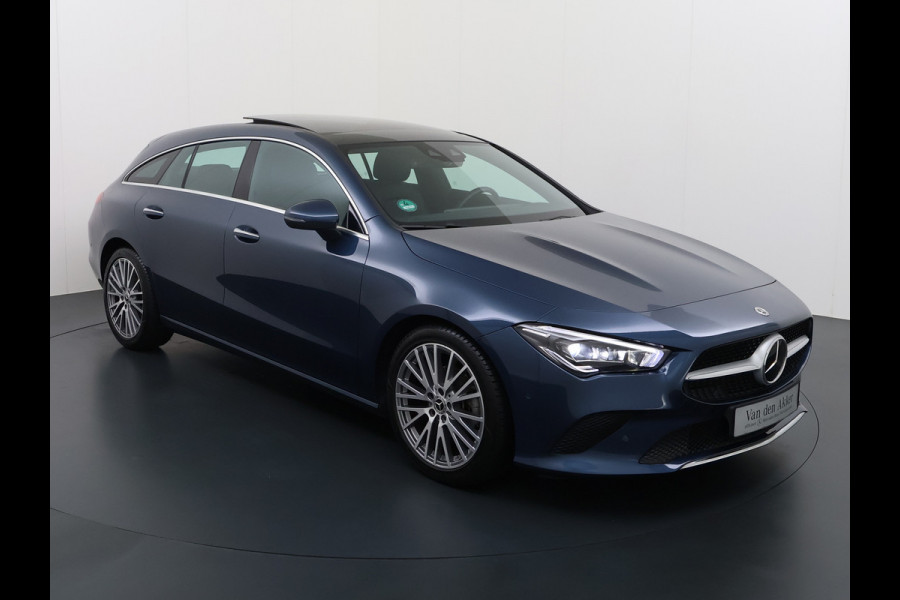 Mercedes-Benz CLA-Klasse 180 Shooting Brake Luxury // Panoramadak // Distronic // Memory // MultiBeam LED // Camera // Sfeerverlichting // Keyless