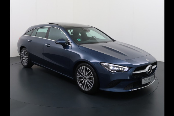 Mercedes-Benz CLA-Klasse 180 Shooting Brake Luxury // Panoramadak // Distronic // Memory // MultiBeam LED // Camera // Sfeerverlichting // Keyless