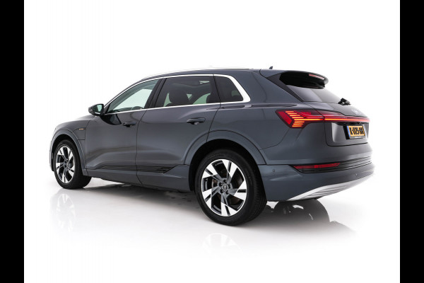 Audi e-tron 55 Quattro Business edition Plus 95 kWh (3-Fase11 kW) {SOH-88%} (INCL-BTW) *HEATPUMP | PANO | LEATHER | ADAPTIVE-CRUISE | FULL-LED | DIGI-COCKPIT | KEYLESS | MEMORY-PACK | CAMERA | NAVI-FULLMAP | SHIFTPADDLES | DAB+ | COMFORTSEATS | 20''ALU*