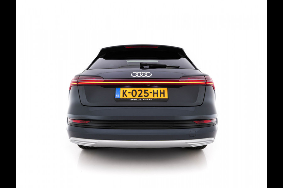 Audi e-tron 55 Quattro Business edition Plus 95 kWh (3-Fase11 kW) {SOH-88%} (INCL-BTW) *HEATPUMP | PANO | LEATHER | ADAPTIVE-CRUISE | FULL-LED | DIGI-COCKPIT | KEYLESS | MEMORY-PACK | CAMERA | NAVI-FULLMAP | SHIFTPADDLES | DAB+ | COMFORTSEATS | 20''ALU*