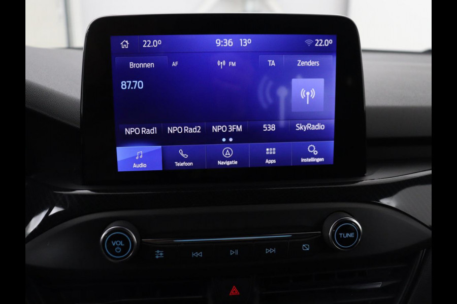 Ford Focus 1.0 EcoBoost Hybrid ST Line X | Stoelverwarming | Adaptive cruise | Carplay | Navigatie | Camera | Keyless | Parkeerhulp | Digital Cockpit