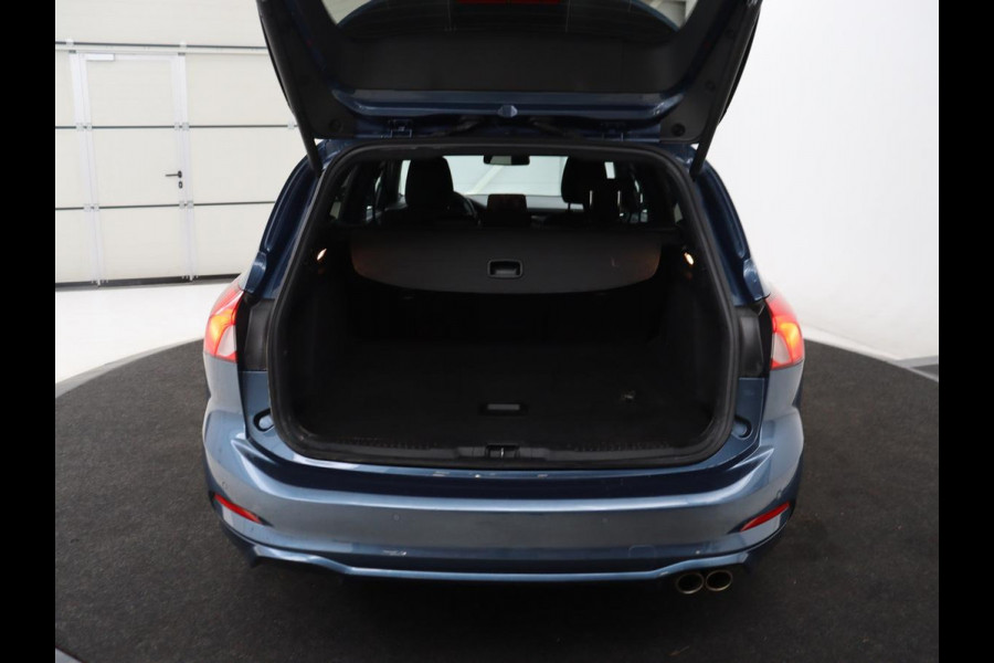 Ford Focus 1.0 EcoBoost Hybrid ST Line X | Stoelverwarming | Adaptive cruise | Carplay | Navigatie | Camera | Keyless | Parkeerhulp | Digital Cockpit