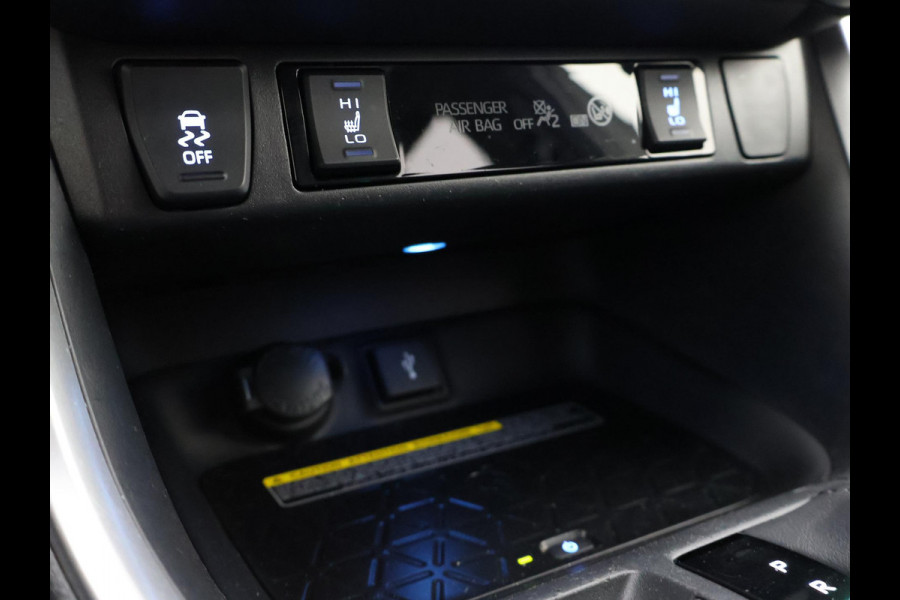 Toyota RAV4 2.5 HYBRID BLACK PACK NAVI GARANTIE 8-2030* NAVI.HALF LEDER.PDC V+A