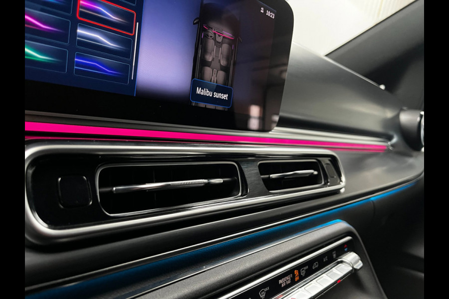 Mercedes-Benz Eqv 300 L2 - 8-pers AMG Facelift - Exterieur - Bumper met Ledstrip - 360 - Elec. deuren - Vol Opties- Incl. Garantie