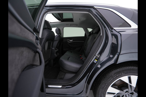 Audi e-tron 55 Quattro Business edition Plus 95 kWh (3-Fase11 kW) {SOH-88%} (INCL-BTW) *HEATPUMP | PANO | LEATHER | ADAPTIVE-CRUISE | FULL-LED | DIGI-COCKPIT | KEYLESS | MEMORY-PACK | CAMERA | NAVI-FULLMAP | SHIFTPADDLES | DAB+ | COMFORTSEATS | 20''ALU*