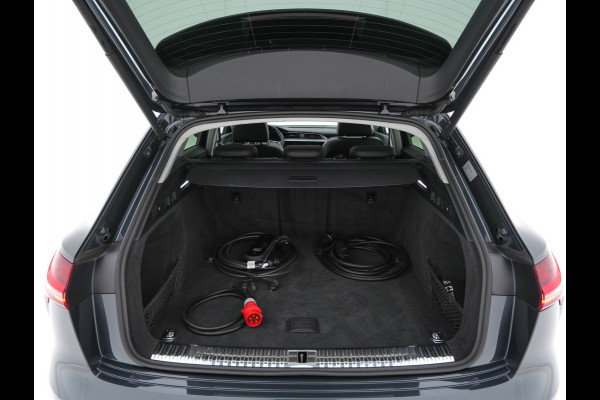 Audi e-tron 55 Quattro Business edition Plus 95 kWh (3-Fase11 kW) {SOH-88%} (INCL-BTW) *HEATPUMP | PANO | LEATHER | ADAPTIVE-CRUISE | FULL-LED | DIGI-COCKPIT | KEYLESS | MEMORY-PACK | CAMERA | NAVI-FULLMAP | SHIFTPADDLES | DAB+ | COMFORTSEATS | 20''ALU*