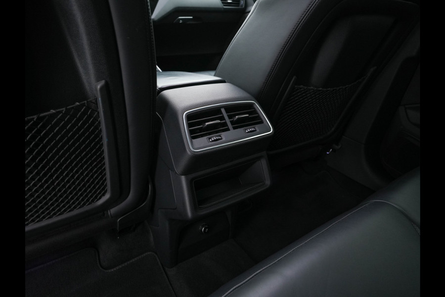 Audi e-tron 55 Quattro Business edition Plus 95 kWh (3-Fase11 kW) {SOH-88%} (INCL-BTW) *HEATPUMP | PANO | LEATHER | ADAPTIVE-CRUISE | FULL-LED | DIGI-COCKPIT | KEYLESS | MEMORY-PACK | CAMERA | NAVI-FULLMAP | SHIFTPADDLES | DAB+ | COMFORTSEATS | 20''ALU*