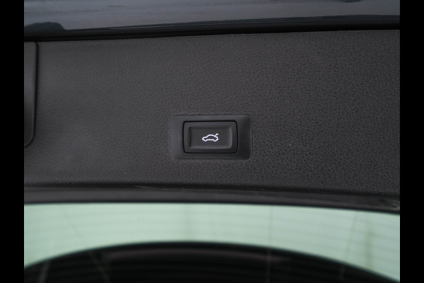 Audi e-tron 55 Quattro Business edition Plus 95 kWh (3-Fase11 kW) {SOH-88%} (INCL-BTW) *HEATPUMP | PANO | LEATHER | ADAPTIVE-CRUISE | FULL-LED | DIGI-COCKPIT | KEYLESS | MEMORY-PACK | CAMERA | NAVI-FULLMAP | SHIFTPADDLES | DAB+ | COMFORTSEATS | 20''ALU*