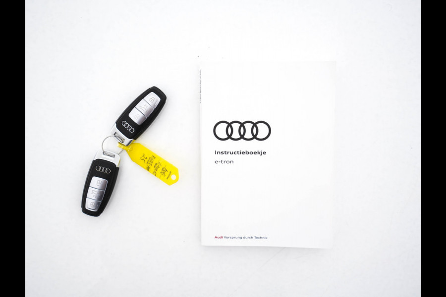 Audi e-tron 55 Quattro Business edition Plus 95 kWh (3-Fase11 kW) {SOH-88%} (INCL-BTW) *HEATPUMP | PANO | LEATHER | ADAPTIVE-CRUISE | FULL-LED | DIGI-COCKPIT | KEYLESS | MEMORY-PACK | CAMERA | NAVI-FULLMAP | SHIFTPADDLES | DAB+ | COMFORTSEATS | 20''ALU*
