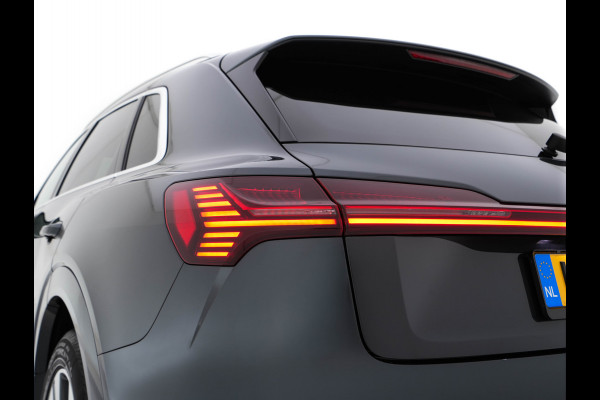 Audi e-tron 55 Quattro Business edition Plus 95 kWh (3-Fase11 kW) {SOH-88%} (INCL-BTW) *HEATPUMP | PANO | LEATHER | ADAPTIVE-CRUISE | FULL-LED | DIGI-COCKPIT | KEYLESS | MEMORY-PACK | CAMERA | NAVI-FULLMAP | SHIFTPADDLES | DAB+ | COMFORTSEATS | 20''ALU*