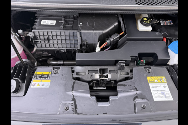 Volkswagen ID.3 First Max 58kWh Soh91% Pano-dak Adap.Cruise Camera Elektr.Sport-Stoel+Verwarmd PDC Apple Carplay Android Ergo Active-Stoel Navi- SOH 91% Lmv Privacy Glas Keyless Advanced Led-Achterlicht dynamisch Matrix Led Origineel Nederlandse Auto Zeer compleet Nieuwprijs €49.176,-