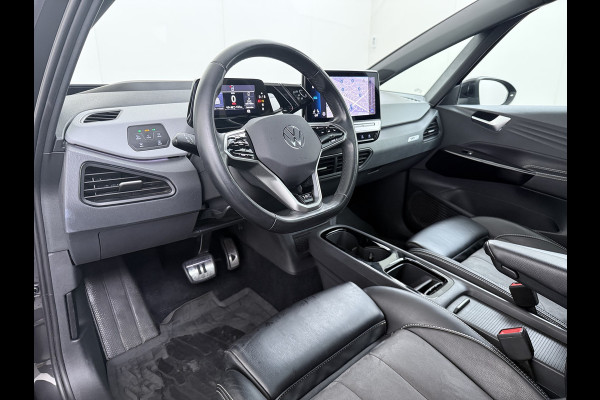 Volkswagen ID.3 First Max 58kWh Soh91% Pano-dak Adap.Cruise Camera Elektr.Sport-Stoel+Verwarmd PDC Apple Carplay Android Ergo Active-Stoel Navi- SOH 91% Lmv Privacy Glas Keyless Advanced Led-Achterlicht dynamisch Matrix Led Origineel Nederlandse Auto Zeer compleet Nieuwprijs €49.176,-