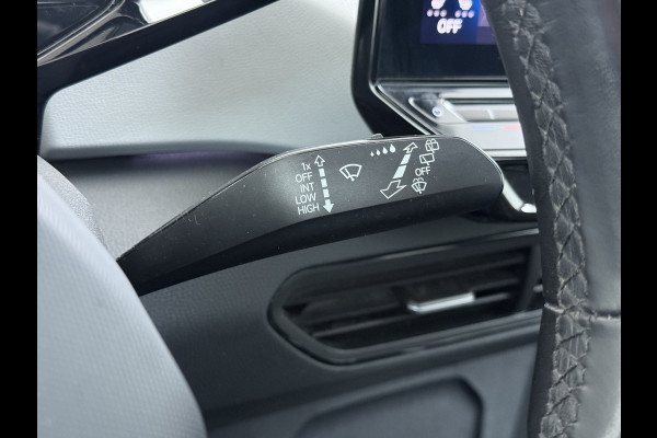 Volkswagen ID.3 First Max 58kWh Soh91% Pano-dak Adap.Cruise Camera Elektr.Sport-Stoel+Verwarmd PDC Apple Carplay Android Ergo Active-Stoel Navi- SOH 91% Lmv Privacy Glas Keyless Advanced Led-Achterlicht dynamisch Matrix Led Origineel Nederlandse Auto Zeer compleet Nieuwprijs €49.176,-