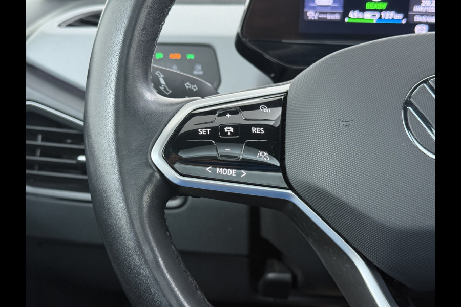 Volkswagen ID.3 First Max 58kWh Soh91% Pano-dak Adap.Cruise Camera Elektr.Sport-Stoel+Verwarmd PDC Apple Carplay Android Ergo Active-Stoel Navi- SOH 91% Lmv Privacy Glas Keyless Advanced Led-Achterlicht dynamisch Matrix Led Origineel Nederlandse Auto Zeer compleet Nieuwprijs €49.176,-