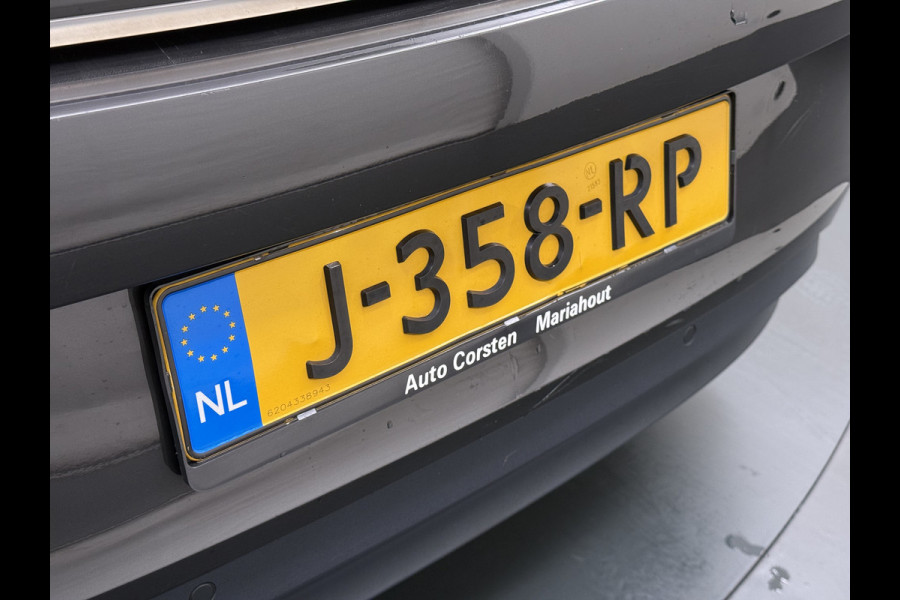 Volkswagen ID.3 First Max 58kWh Soh91% Pano-dak Adap.Cruise Camera Elektr.Sport-Stoel+Verwarmd PDC Apple Carplay Android Ergo Active-Stoel Navi- SOH 91% Lmv Privacy Glas Keyless Advanced Led-Achterlicht dynamisch Matrix Led Origineel Nederlandse Auto Zeer compleet Nieuwprijs €49.176,-