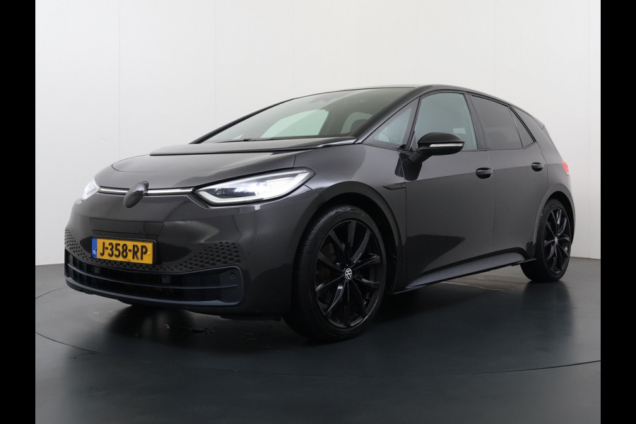 Volkswagen ID.3 First Max 58kWh Soh91% Pano-dak Adap.Cruise Camera Elektr.Sport-Stoel+Verwarmd PDC Apple Carplay Android Ergo Active-Stoel Navi- SOH 91% Lmv Privacy Glas Keyless Advanced Led-Achterlicht dynamisch Matrix Led Origineel Nederlandse Auto Zeer compleet Nieuwprijs €49.176,-
