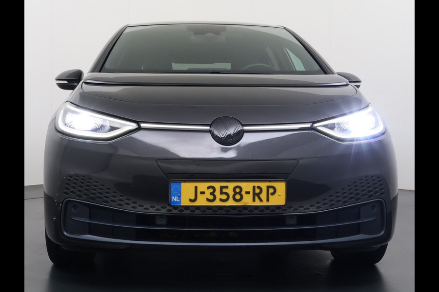 Volkswagen ID.3 First Max 58kWh Soh91% Pano-dak Adap.Cruise Camera Elektr.Sport-Stoel+Verwarmd PDC Apple Carplay Android Ergo Active-Stoel Navi- SOH 91% Lmv Privacy Glas Keyless Advanced Led-Achterlicht dynamisch Matrix Led Origineel Nederlandse Auto Zeer compleet Nieuwprijs €49.176,-
