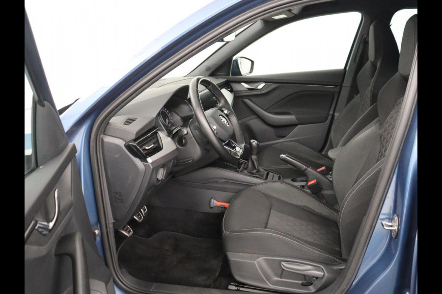 Škoda Kamiq 1.0 TSI Sport | Trekhaak | Sportstoelen | Carplay | Climate control | Parkeerhulp | Cruise control | Full LED | Sportstuur | Bluetooth