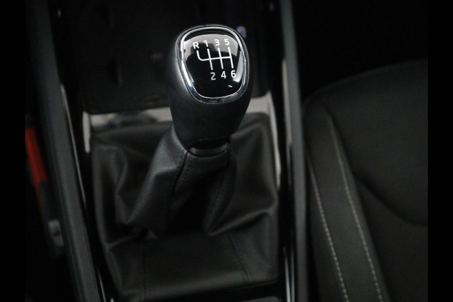 Škoda Kamiq 1.0 TSI Sport | Trekhaak | Sportstoelen | Carplay | Climate control | Parkeerhulp | Cruise control | Full LED | Sportstuur | Bluetooth