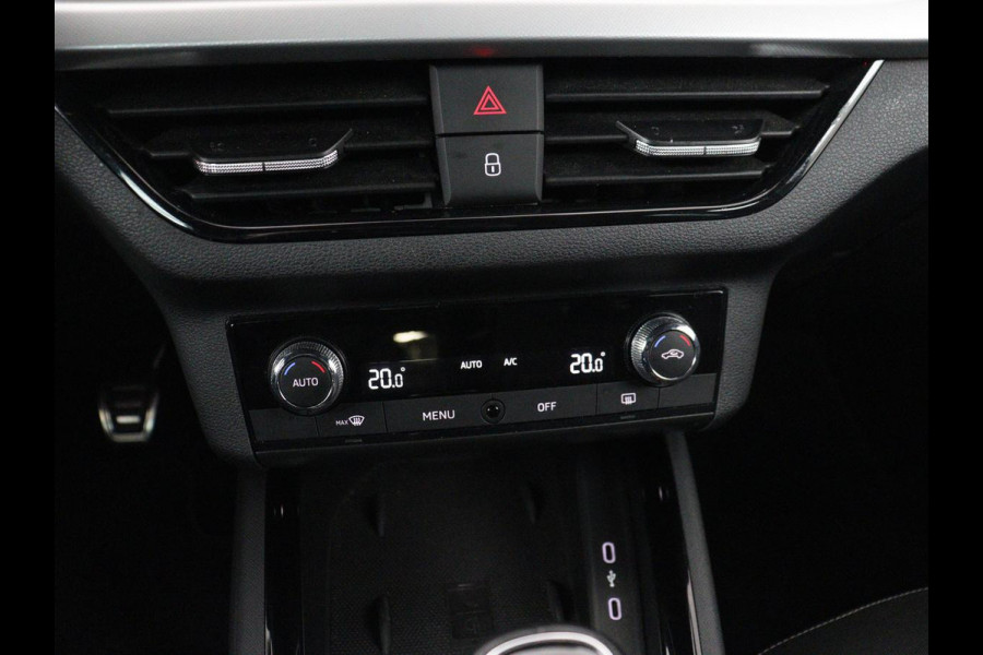 Škoda Kamiq 1.0 TSI Sport | Trekhaak | Sportstoelen | Carplay | Climate control | Parkeerhulp | Cruise control | Full LED | Sportstuur | Bluetooth