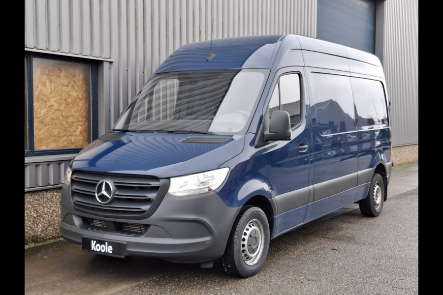 Mercedes-Benz Sprinter 311 CDI GB L2 FWD Functional 3.5T / AIRCO / CAMERA / 3 ZITS / DEALER ONDERHOUDEN / NAVI