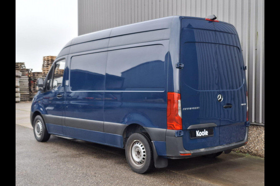 Mercedes-Benz Sprinter 311 CDI GB L2 FWD Functional 3.5T / AIRCO / CAMERA / 3 ZITS / DEALER ONDERHOUDEN / NAVI