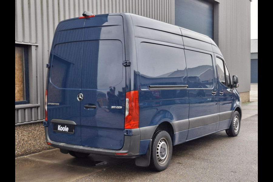 Mercedes-Benz Sprinter 311 CDI GB L2 FWD Functional 3.5T / AIRCO / CAMERA / 3 ZITS / DEALER ONDERHOUDEN / NAVI