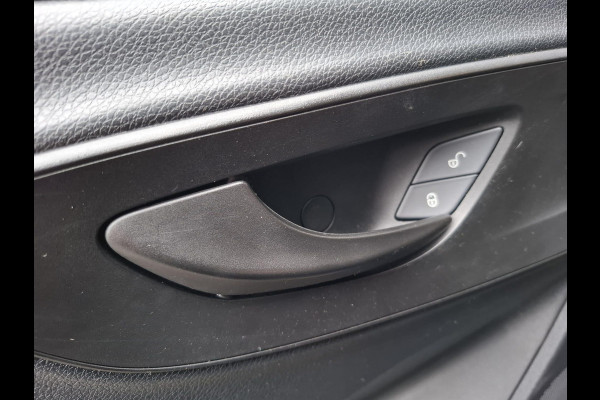 Mercedes-Benz Sprinter 311 CDI GB L2 FWD Functional 3.5T / AIRCO / CAMERA / 3 ZITS / DEALER ONDERHOUDEN / NAVI