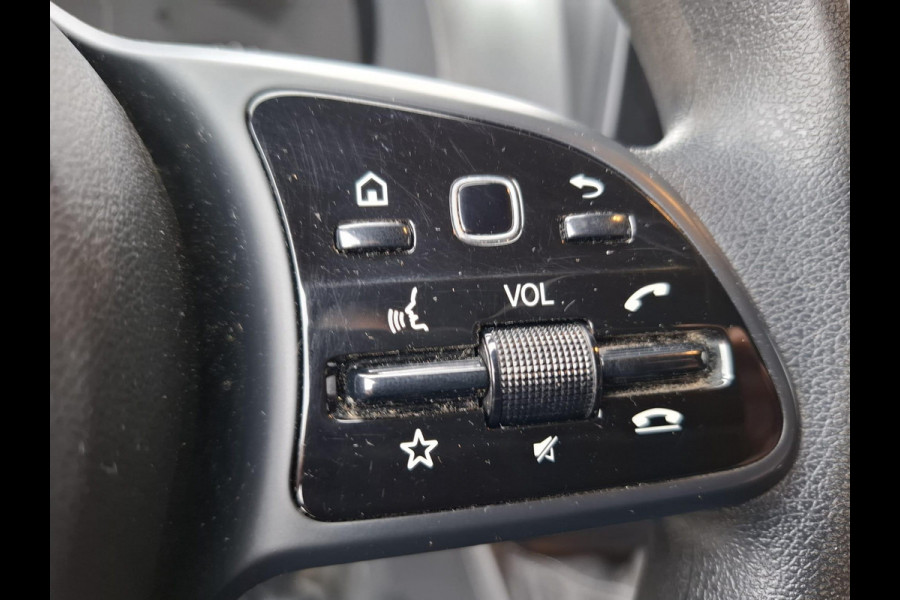 Mercedes-Benz Sprinter 311 CDI GB L2 FWD Functional 3.5T / AIRCO / CAMERA / 3 ZITS / DEALER ONDERHOUDEN / NAVI