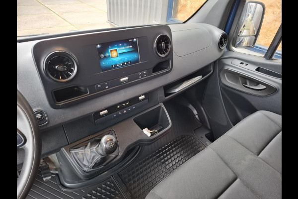 Mercedes-Benz Sprinter 311 CDI GB L2 FWD Functional 3.5T / AIRCO / CAMERA / 3 ZITS / DEALER ONDERHOUDEN / NAVI