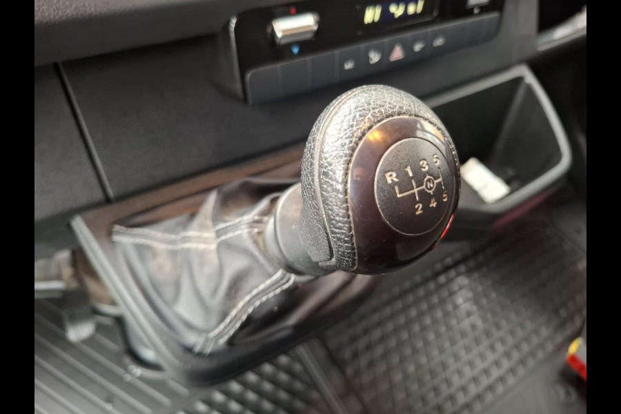 Mercedes-Benz Sprinter 311 CDI GB L2 FWD Functional 3.5T / AIRCO / CAMERA / 3 ZITS / DEALER ONDERHOUDEN / NAVI