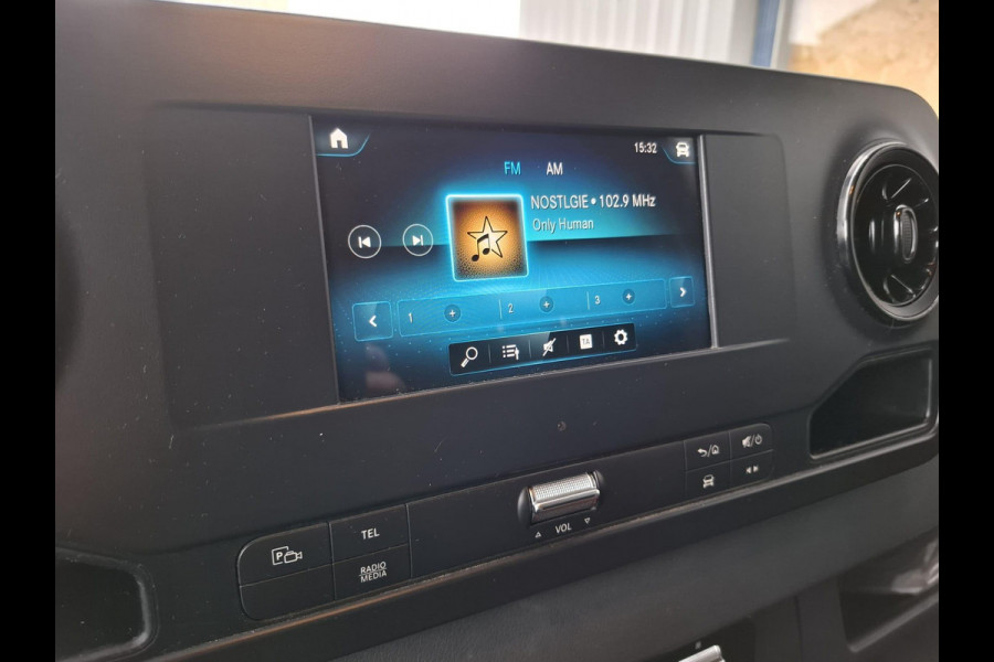 Mercedes-Benz Sprinter 311 CDI GB L2 FWD Functional 3.5T / AIRCO / CAMERA / 3 ZITS / DEALER ONDERHOUDEN / NAVI