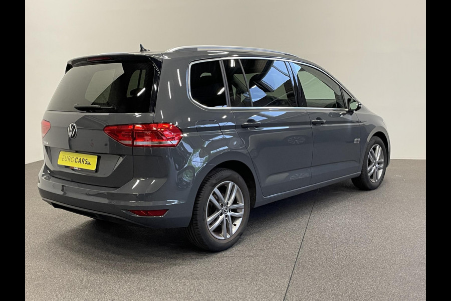 Volkswagen Touran 1.5 TSI DSG Highline | Navigatie | Parkeersensoren | Cruise Control | Blind Spot Assist | Stoelverwarming | ErgoActive stoelen | Climate Control