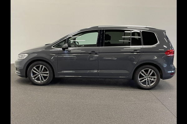 Volkswagen Touran 1.5 TSI DSG Highline | Navigatie | Parkeersensoren | Cruise Control | Blind Spot Assist | Stoelverwarming | ErgoActive stoelen | Climate Control