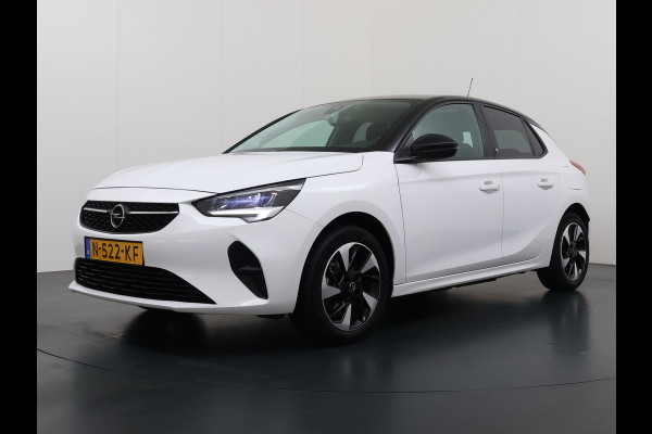 Opel CORSA-E 50kWh 3 Fase Warmtepomp Navi 360°Camera Two-Tone Lak Ecc Edition+ Stoel+Stuur-Verwarmd Parkeer Pack Pdc DAB Lmv 16" Privacy Glas Led Isofix Regen-Lichtsensor LaneAssist Origineel Nederlandse Auto SOH 89% Zeer compleet!