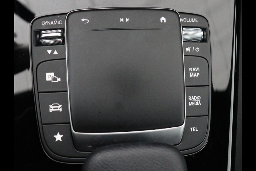 Mercedes-Benz CLA-Klasse Shooting Brake 250e AMG | Adaptive cruise | Stoelverwarming | Carplay | Widescreen | Leder/Alcantara | Navigatie | Camera | Park Assist | PHEV | Plug In