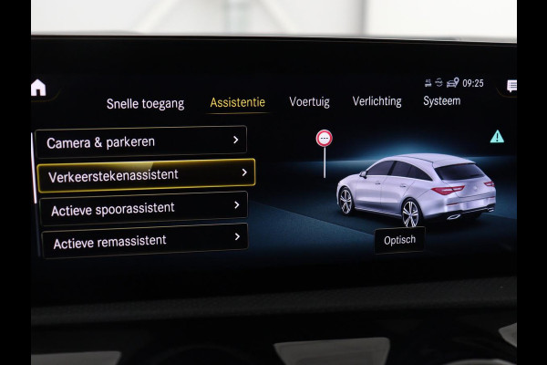 Mercedes-Benz CLA-Klasse Shooting Brake 250e AMG | Adaptive cruise | Stoelverwarming | Carplay | Widescreen | Leder/Alcantara | Navigatie | Camera | Park Assist | PHEV | Plug In