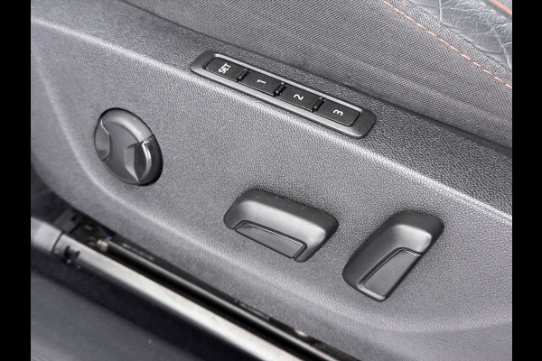Škoda ENYAQ iV 80 Leer+Elek.Stoel+Memory Adap.Cruise Head-Up Display Assistentie Pakket Camera Navi Ecc Stuurverwarming Pdc SOH 88% Matrix-Led Lmv Apple Carplay Android Auto Keyless Rijstrooksensor Dodehoek detectie File Zeer compleet!