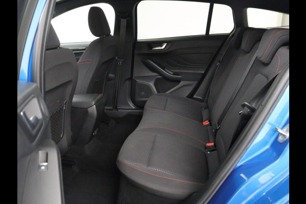 Ford Focus 1.0 EcoBoost ST Line | Automaat | Stoelverwarming | Adaptive cruise | B&O Sound | Carplay | Full LED | Camera | Navigatie | Airco | Bluetooth