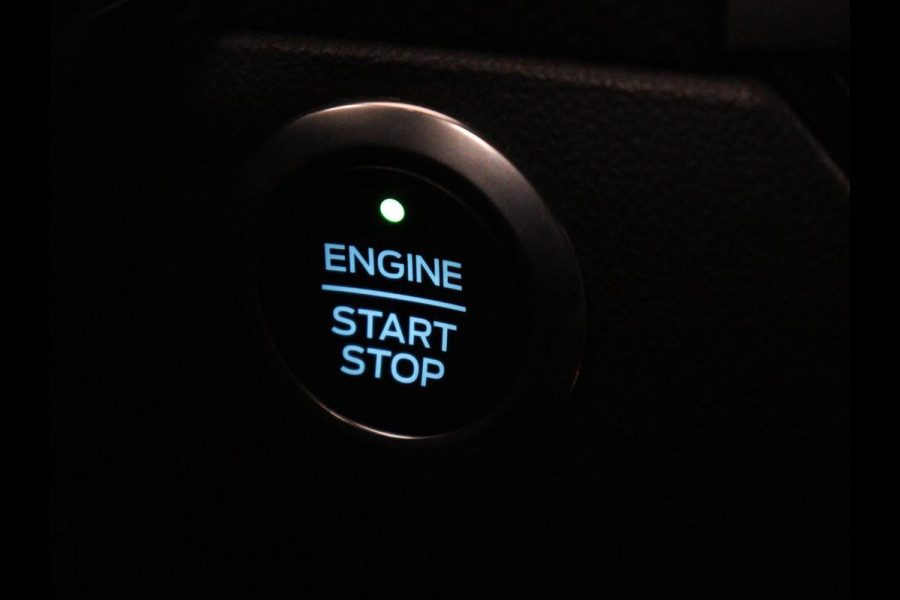 Ford Focus 1.0 EcoBoost ST Line | Automaat | Stoelverwarming | Adaptive cruise | B&O Sound | Carplay | Full LED | Camera | Navigatie | Airco | Bluetooth