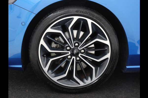 Ford Focus 1.0 EcoBoost ST Line | Automaat | Stoelverwarming | Adaptive cruise | B&O Sound | Carplay | Full LED | Camera | Navigatie | Airco | Bluetooth