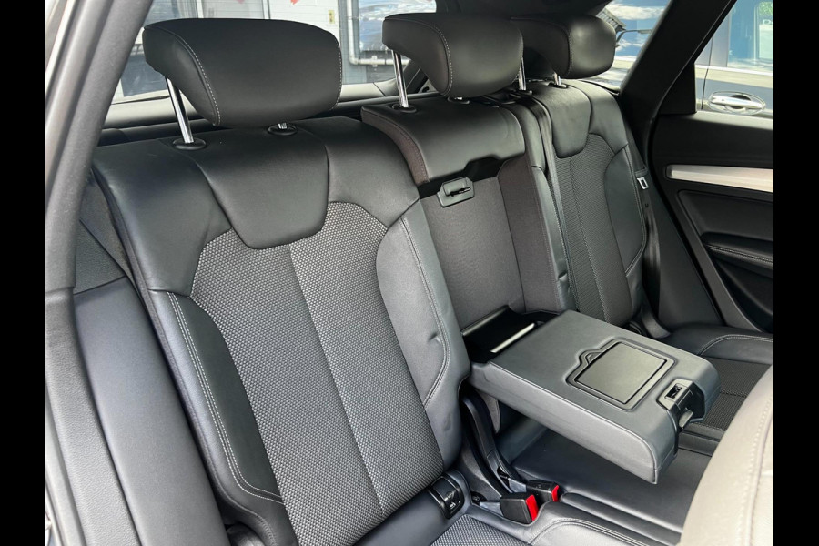 Audi Q5 55 TFSI e quattro Competition 367PK PANO/V-COCKPIT/DAB/BOSE/CARPLAY///