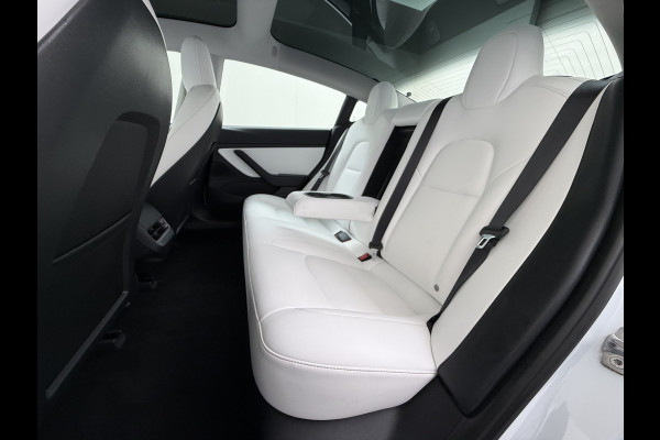 Tesla Model 3 RWD SR plus 325PK LFP SOH 91% Accu Ivory Lmv 18" AutoPilot Leder Panoramadak Adaptive-Cruise Camera's Elektr.-Stuur+Stoelen+Spie Navi LED DAB Voorverwarmen Keyless One-Pedal-Drive 1e Eigenaar Origineel Nederlandse Auto