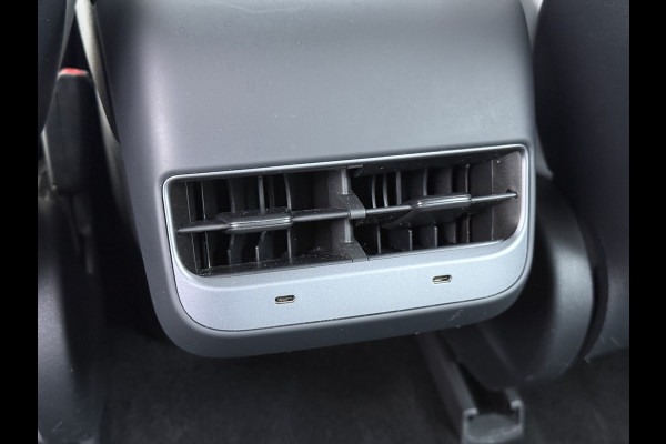 Tesla Model 3 RWD SR plus 325PK LFP SOH 91% Accu Ivory Lmv 18" AutoPilot Leder Panoramadak Adaptive-Cruise Camera's Elektr.-Stuur+Stoelen+Spie Navi LED DAB Voorverwarmen Keyless One-Pedal-Drive 1e Eigenaar Origineel Nederlandse Auto