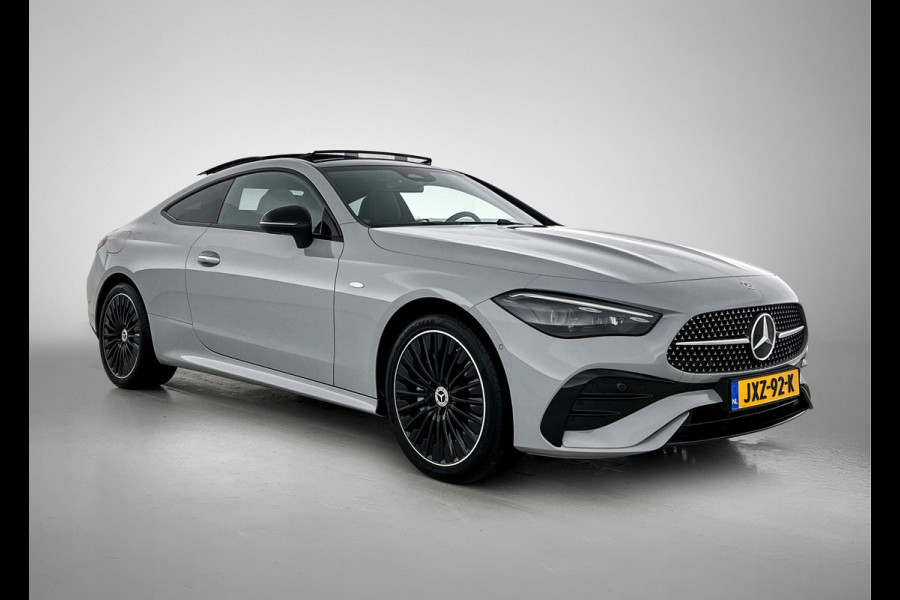 Mercedes-Benz CLE Coupé 300 e AMG Plug-In Hybride AMG | Night Pakket | Panorama Schuif-Kanteldak | Digital Licht | Burmester® | Stuur en Stoelverwarming. MB-paasweekend